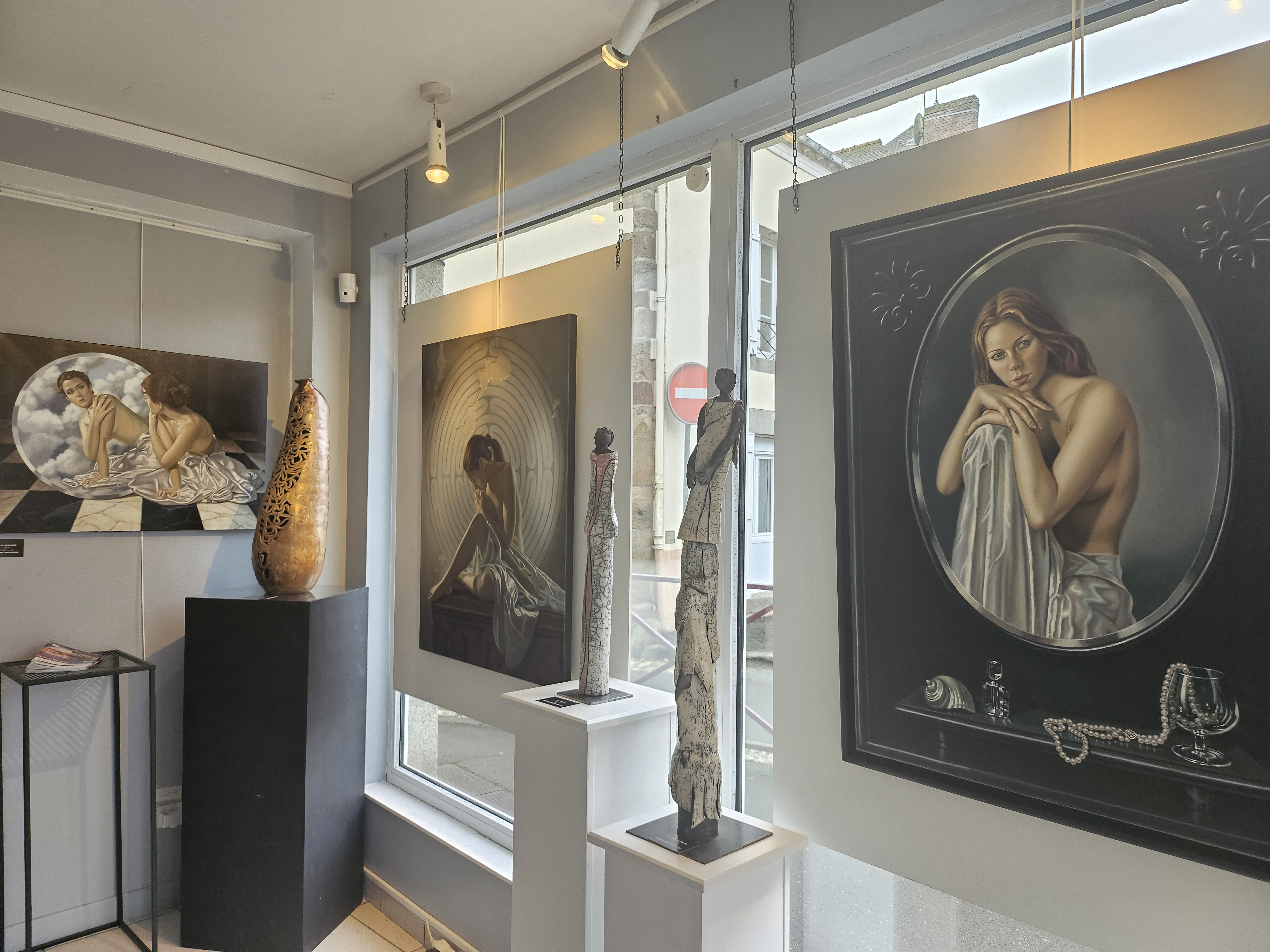 Majestic Gallery Montsûrs
